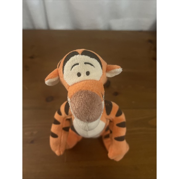 Disney‎ 8" Tigger Stuffed Toy Animal - Picture 2 of 6